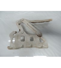 Dobradiça Lado Direito Capo Kia Sportage 2019