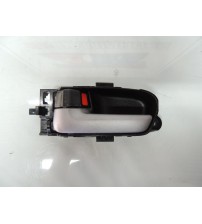 Maçaneta Interna Dianteira Esquerda Suzuki Grand Vitara 2012 Dianteira