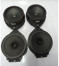 Kit Alto-falantes De Porta Original Gm Tracker Premier 2021 Preto