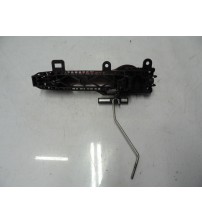 Maçaneta Externa Traseira Esquerda Gm Tracker Premier 2021 Bordô Traseira