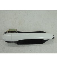 Maçaneta Externa Lado Direito Fiat Strada Freedom 1.3 2021 Branco Dianteira