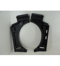 Par Acabamento Fundo Porta Malas Corolla Cross 2022 Preto