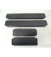 Jogo Soleira Entrada De Porta Gm S10 2020 Preto