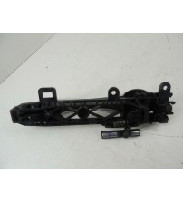 Maçaneta Externa Traseira Esquerda Gm Tracker Premier 2023 Traseira