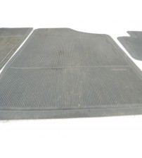 Jogo Tapete Borracha Peugeot Partner 2020 Preto