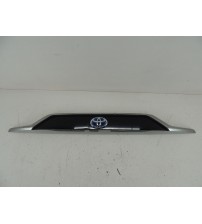 Aplique Luz De Placa Com Emblema Traseiro Rav4 Hybrid 2019