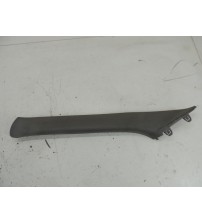 Acabamento Coluna Esquerda Para-brisa Renault Master 2015