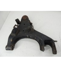 Bandeja Inferior Direita Nissan Xterra 2.8 4x4 2006 Usado