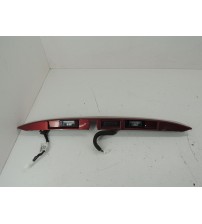 Aplique Tampa Traseira Com Luz De Placa Nissan Kicks 2023