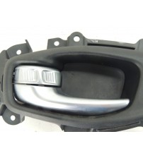 Maçaneta Interna Dianteira Esquerda Fiat Toro Ultra 2022 Dianteira