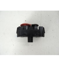 Botão Pisca Alerta E Trava Renault Kangoo Z. E. Maxi 2023 Vermelho