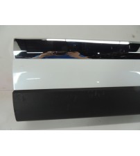 Aplique Porta Dianteira Direita Tiggo 8 2024 Com Detalhe Branco