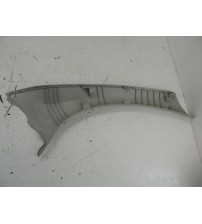 Acabamento Coluna Esquerda Para-brisa Kangoo Z. E. Maxi 2023