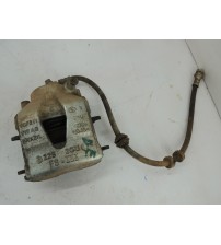 Pinça Freio Dianteira Esquerda Vw Saveiro 1.6 2024 Usado