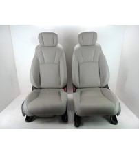 Par Bancos Dianteiros Honda Hr-v Touring 2025 Original