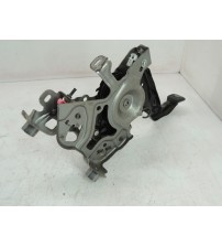 Pedaleira Freio Estacionamento Toyota Prius 2017