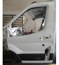 Porta Esquerda Motorista Limpa Ford Transit 2025 Com Aplique Dianteira Original