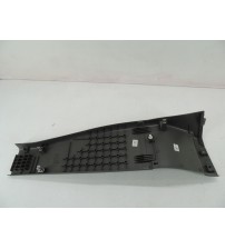 Acabamento Coluna Canto Direito Cabine Ford Transit 2025