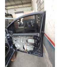 Porta Limpa Dianteira Direita Com Detalhe Toyota Prius 2017 Dianteira Direita Preto