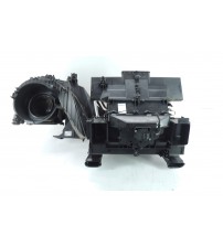 Caixa De Ventilação Interna Com Radiadores Sprinter 416 2022