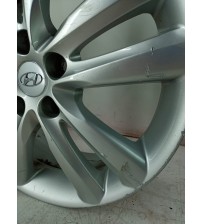 Roda Arranhada E Pouco Torta Hyundai Ix35 2016 R18 Prateado
