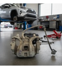 Pinça De Freio Traseira Direita Rav4 2.5 Hybrid 2019 Usad0 Pinça De Freio Traseira Direita Rav4 2.5 Hybrid 2019 Usad0