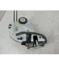 Fechadura Porta Traseira Direita Toyota Hilux 2024 Fechadura Porta Traseira Direita Toyota Hilux 2024