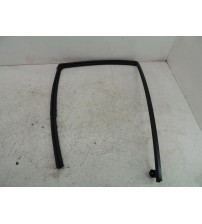 Canaleta Vidro Porta Traseira Esquerda Toyota Hilux 2024 Canaleta Vidro Porta Traseira Esquerda Toyota Hilux 2024